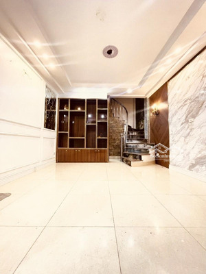 nhỉnh 7 tỷ dinh ngay nhà phố đào tấn quận ba đình 6 tầng đẹp như hoa hậu dòng tiền lô goc