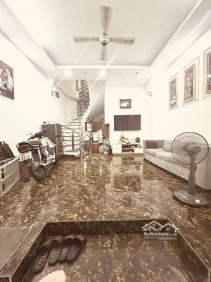 hot cần bán nhà phố hoàng hoa thám lô góc quận ba đình 31 m2 chỉ nhỉnh 7 tỷ