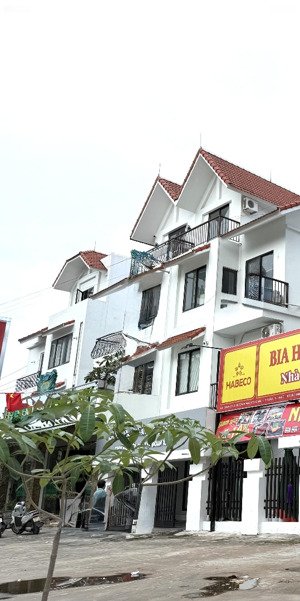 bán nhà ngay gần sông đà - mỹ đình - kinh doanh - ô tô - 203m2 , bt 4tầng , chỉ 190triệu/m2