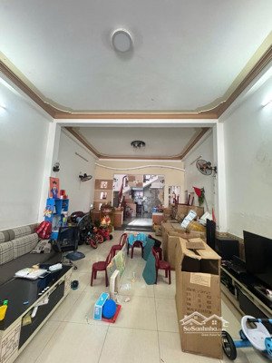 chính chủ bán nhà 2 tầng nguyễn trung trực view đối diện trường học, kinh doanh buôn bán quanh năm