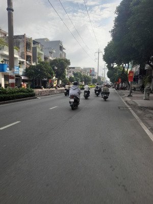 tân bình khu vip cạnh lữ gia 4 tầng 122m2 ngang gần 5m kinh doanh đỉnh