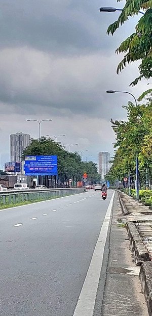 bán nhà sát mặt tiền mai chí thọ,p.an phú,vị trí đẹp còn tăng giá mạnh trong tương lai