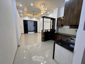 bán nhà phúc lợi vị trí vàng, ngõ nông, thông tứ tung