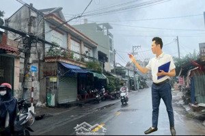 bđs. mặt tiền kinh doanh sầm uất, giảm 1,5 tỷ, chỉ còn: 12 tỷ (91m2) ngay chợ, trường thọ, thủ đức