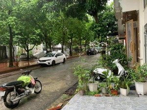 bán nhà đường cầu giấy, 58m2, 6 tầng, ô tô gần, ngõ thông, kinh doanh, 12.5 tỷ