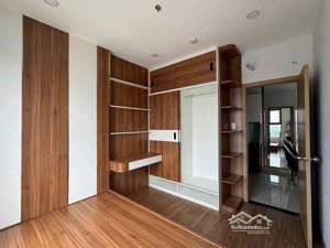 căn hộ 2pn ngay làng đại học 1.85 tỷ tặng nội thất. lh 