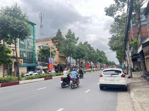 bán nhà mặt tiền nguyễn ái quốc, p. tân mai. sổ thổ cư 8x25m vị trí đẹp gần bv7b. chỉ 16,5 tỷ