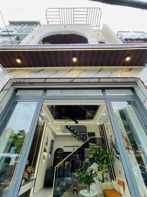 sở hữu ngay nhà đẹp phan xích long, sát bv hoàn mỹ 1 trệt, 1 lầu, 45m2 giá tốt 4.9 tỷ