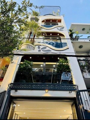 nhà ngay nguyễn thông -p.9 -quận 3. giá 4tỷ200/82,8m2 đang cho thuê 30triệu.gần công trường dân chủ