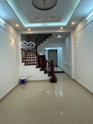 nhà cầu giấy - quan hoa - nguyễn văn huyên - 50m - 5 tầng, giá chào 11.6 tỷ