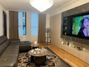 bán căn hộ 1 phòng ngủ + 1 hoàng thành tower mai hắc đế, 77m2 giá 14,5 tỷ full đồ. lh: 