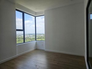 cần bán căn 3pn mt eastmark 99, 9m2 giá chỉ 4ty1 bao sang tên sổ hồng chính chủ