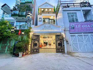 nhà mặt tiền hẻm đường dương cát lợi nhà bè. 5x20m