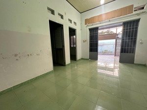 bán nhà cấp 4, hẻm nguyễn chích,vĩnh hoà, dt 84,4 m2,ngang 7,hướng tây- giá 4,05 tỷ