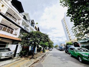 nhà mt cao lỗ 4 tầng 80m2 - trung tâm p4-q8