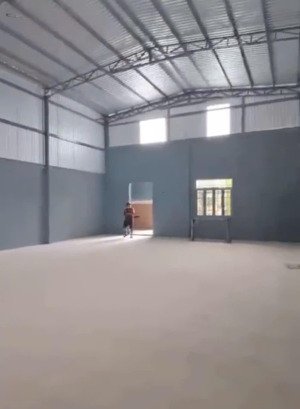 kho đẹp cần cho thuê giá rẻ diện tích 850m2 ở nguyễn văn qùy
