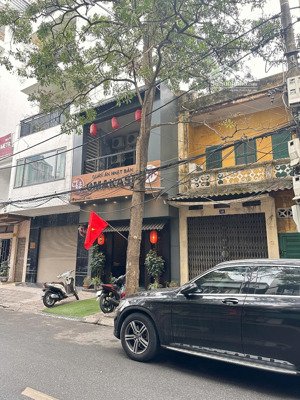 mặt đường phố cổ phan bội châu - hải phòng