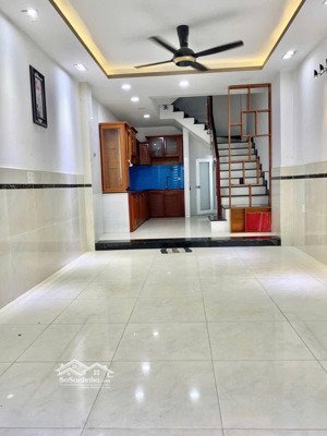 7.7 tỉ - nhà đẹp phan xích long - 40m2 - 5 tầng