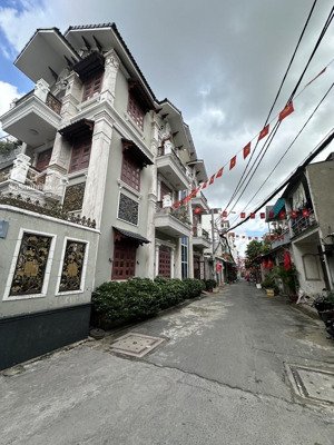 án nhà chdv tân bình (sát gò vấp) thu nhập 36 triệu/tháng giá nhỉnh 7 t-ỷ