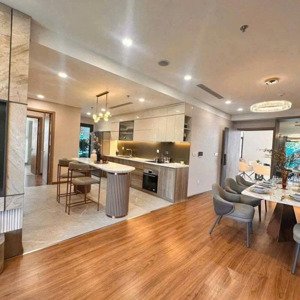 bán nhanh cc cao cấp tại ngoại giao đoàn. giá 8 tỷ có thương lượng