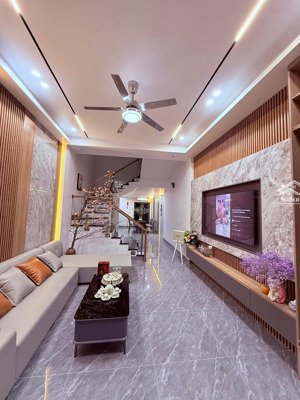 bán nhà thượng thanh, long biên: 48m2, 4 tầng, 7.19 tỷ, ô tô, full đồ, tiện ích đỉnh, 