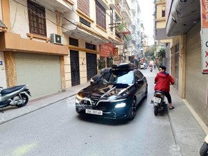 nhỉnh 200/m2! nhà đẹp lê trọng tấn, gần phố, ô tô tránh đỗ, dân xây, gara, 100m*4t