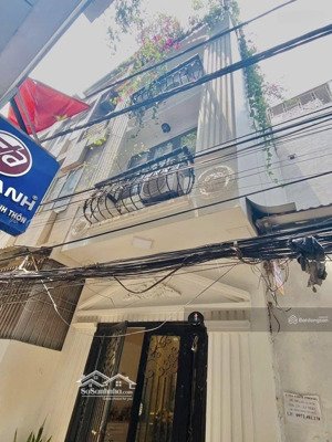 bán nhà đường tôn thất tùng đại học y 40m ra phố nhà đẹp ô chờ thang máy gần ngã tư sở