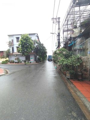 nhà cổ bi, 42m2, mt 4.5m mặt đường kinh doanh, 6.25 tỷ