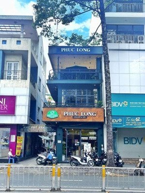 siêu vị trí - số 54b lý tự trọng , p.bến thành| 4x18m | 4 tầng | thuê: 88tr |