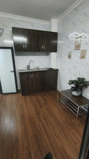 chính chủ chị lan nhờ bán căn nhà tân mai - ô tô cách nhà 10m - ngõ thông - 16m2