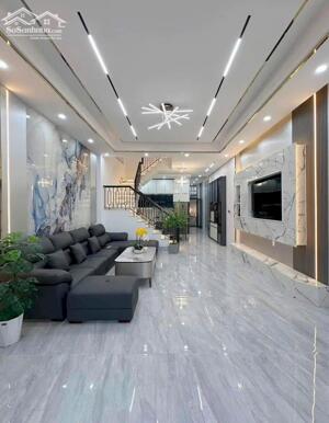 Bán nhà giá 2tỷ3 HXH 8m Lê Văn Sỹ,P.5, Q.Phú Nhuận,50m2, 4PN, 3WC, 2 TẦNG,SHR,CC Trong ngày