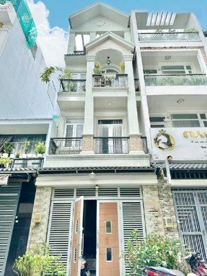 không phải mơ nhà phân lô vip sát đầm sen chỉ 9t.ỷ