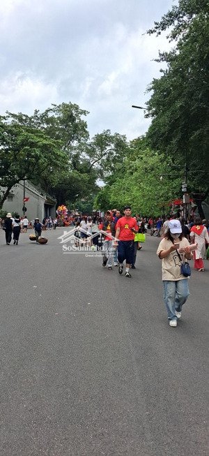 bán căn hộ hoàn kiếm, 60m2, hơn 2 tỷ: vị trí vàng, 5 phút ra hồ gươm, tiện ở, đầu tư