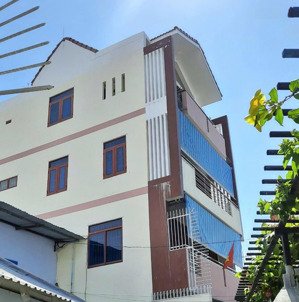a387. sở hữu ngay căn nhà 4 tầng trung tâm nha trang mặt tiền 7,15m, giá chỉ 5,5 tỷ!