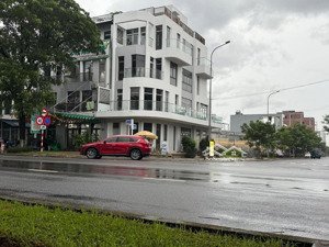 cần bán shophouse 4 tầng góc 2 mặt tiền nguyễn sinh sắc & trần triệu luật