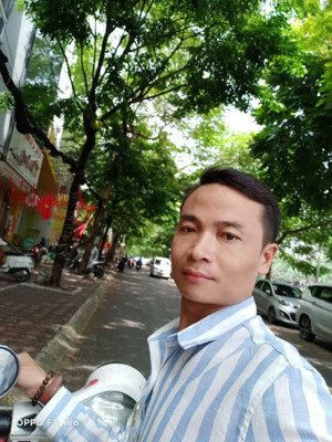 nhà mặt phố thanh xuân ngã tư sở,,,,, vị trí đẹp nhất hà nội,,, buôn bán sầm uất, ,,,, diện tích 12