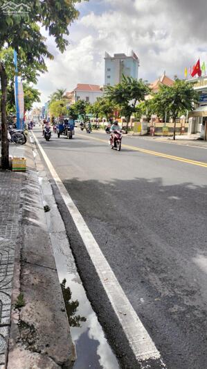 Bán Nhà Mặt Tiền Kinh Doanh Bùi Thị Lùng,170m2, 2Tầng BTCT, Đường 12m Thông sằm uất ngày đêm