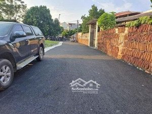 chính chủ cần bán mảnh đất 48,5m2 tại ngã tư chợ xâm xuyên có mt: 7,57m nở hậu kinh doanh đỉnh