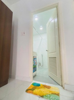 phòng cho thuê - full nội thất - free phí dịch vụ - tại lakeview city, quận 2