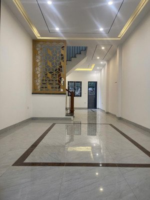 bán nhà thật: phượng đồng, phụng châu - 4 căn ngõ thông, 51m2, sân cổng để xe.