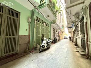 PHÂN LÔ TRUNG KÍNH - CẦU GIẤY - NGÕ THÔNG - OTO VÀO NHÀ - MT RỘNG - 5T VUÔNG VẮN - 15.49 TỶ