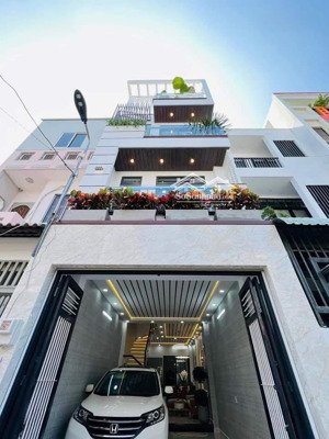 cô quỳnh bán nhà hai bà trưng, p. võ thị sáu q3. giá 4tỷ6/97,5m2 gần cv lê văn tám. cho thuê 32tr