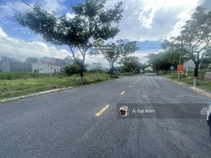 bán lô mt đông hải 10 - khu tđc đông hải - p. ngũ hành sơn .