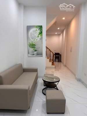 nhỉnh 7 tỷ có nhà khu quan chức - ngõ ô tô tránh - 50m ra phố lê trọng tấn