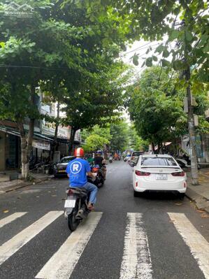 Bán đất tặng nhà C4 lô góc Trương Hán Siêu _ Sơn Trà_ 95m2 _ 11 tỷ.