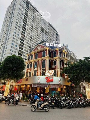 mặt bằng mặt tiền khủng phố lê đức thọ mặt tiền 40m, dt 300m2, nhận diện thương hiệu, mọi mô hình