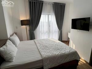 Căn hộ đầy đủ nội thất - Trần Nhật Duật Q1