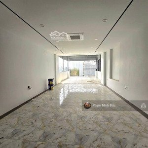 siêu phẩm - tòa nhà văn phòng mặt phố 2 mặt đường - ngay ngã tư - kinh doanh đỉnh - cho thuê 130t