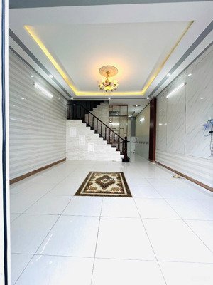 cho thuê nhà lầu có nội thất máy lạnh lộ oto nhà bv hoàng mỹ tiện ở gia đình kinh doanh vp cty