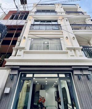 BÁN NHÀ XÂY MỚI 4X10 VUÔNG GÓC NGAY QUANG TRUNG P10 gv